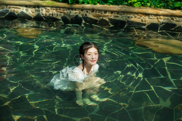 走进武汉夜网桑拿,感受独特男人世界 走进武汉夜网桑拿,感受独特男人世界